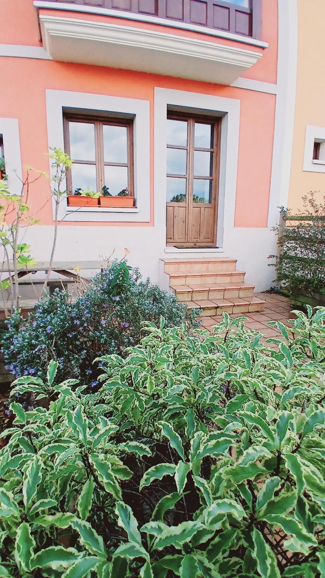 Апартаменти Acogedor Bajo Con Terraza Y Vistas Нуева-де-Льянес Екстер'єр фото